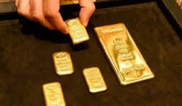 Giá vàng chiều ngày 1/3: Tiếp tục leo thang khi tình hình Nga và Ukraine 'căng như dây đàn'