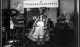 Vén màn bí ẩn: Lý do sụp đổ của nhà Thanh xuất phát từ cách tắm của Từ Hi Thái hậu?