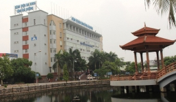 44 học sinh ở Hải Dương nhập viện cấp cứu vì ăn nhầm bột thông bồn cầu