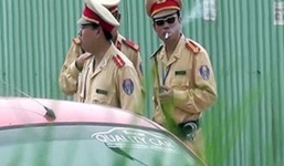 Cấm công an đeo kính đen, đút tay vào túi quần khi làm nhiệm vụ