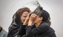 Thân nhân hành khách trong thảm hoạ hàng không ở Ethiopia được trả 157 kg đất để mai táng