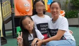 Cư dân chung cư Galaxy 9 mặc áo đồng phục 'Cùng lên tiếng bảo vệ trẻ em gái'