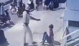 Vụ CSGT đá vào mặt 2 thanh niên ở Sài Gòn: Khi nào được dùng vũ lực trấn áp?