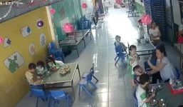 Cục Trẻ em yêu cầu xử lý nghiêm vụ bảo mẫu đánh đập, nhồi nhét cơm vào miệng trẻ
