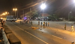 Va chạm kinh hoàng với xe tải trong đêm, đôi nam nữ trẻ tử vong thương tâm