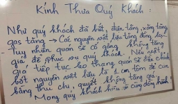 Vật giá leo thang, chủ quán xin bớt 1 con tôm trong tô bún để 'cầm cự'