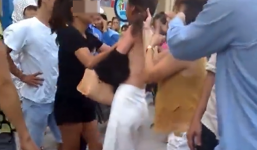 Trưởng phòng văn hoá bị đánh ghen vì cho người phụ nữ đi nhờ rồi đưa vào nhà nghỉ