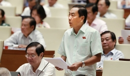 Đại biểu Quốc hội đề xuất bỏ thi THPT để giảm chi ngân sách