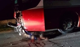 Tai nạn giao thông mới nhất ngày 24/5: Đấu đầu xe khách giường nằm, 2 thiếu niên tử vong