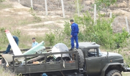 Nhân chứng vụ máy rơi: Phi công dường như đã cố gắng bay xuống hồ Suối Tân 