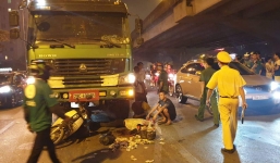 Tin tức tai nạn giao thông mới nhất ngày 14/6: Xe tải cuốn 2 phụ nữ vào gầm, 1 người chết