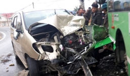 Tin tức tai nạn giao thông ngày 18/6: Đâm trực diện xe buýt, tài xế ô tô 7 chỗ tử vong