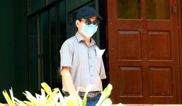 Luật sư 'kêu oan' cho Nguyễn Hữu Linh, VKS khẳng định đã rõ hành vi dâm ô