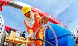 Nắng nóng gay gắt, lượng điện tiêu thụ toàn quốc lập kỷ lục mới