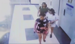 Để lại chất lỏng 'lạ' trong thang máy, 2 quý bà khiến bạn bị phạt 2 triệu đồng