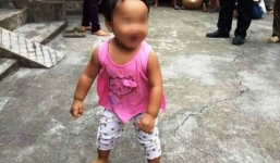Nữ sinh bỏ con 1 tuổi ở cổng chùa kèm lời nhắn: 'Em còn phải đi lấy chồng'