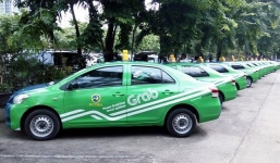 Hiệp hội taxi 'cầu cứu' Thủ tướng sau khi bỏ quy định gắn mào Grab