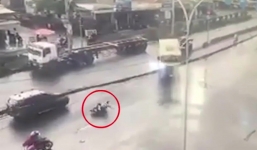 Phanh gấp khi trời mưa, người đàn ông đi SH trượt vào gầm container tử vong