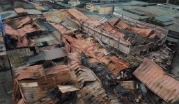 Vụ cháy Cty Rạng Đông: Chủ tịch Hà Nội yêu cầu khẩn trương tẩy độc môi trường