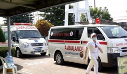 Vụ bé trai 3 tuổi bị bỏ quên 7 tiếng trên xe đưa đón: May mà tài xế mở hé cửa