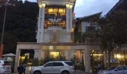 Quảng Ninh: Hơn chục khách du lịch nghi bị ngộ độc sau khi ăn tại nhà hàng