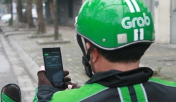 Lý giải bất ngờ từ Grab khi tính phí 'Xe chờ quá 5 phút' của khách hàng
