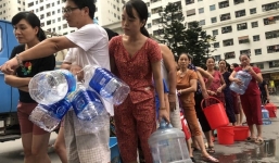 Người dân kêu cứu, yêu cầu đền bù thiệt hại sau vụ nước sạch nhiễm dầu