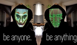 Mặt nạ cho phép bạn ngụy trang thành bất cứ ai đến 'ma' thật cũng phải sợ