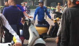 Bức ảnh cựu danh thủ Hồng Sơn bị Tổ công tác 141 phạt gây 'bão' mạng