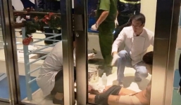 Người đàn ông nghi 'ngáo đá' tự cắt bộ phận sinh dục, dọa nhảy từ tầng 23