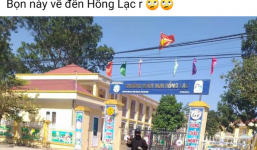 Thanh niên xúi bạn hoá thành gã 'quái nhân' cầm xúc xích, đầu gà để câu like