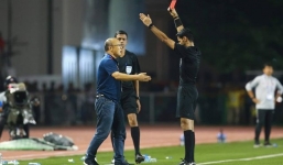 Dính thẻ đỏ đầu tiên trong lịch sử SEA Games, thầy Park bị phạt bao nhiêu tiền?
