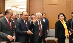 Thủ tướng: 'Tất cả các cấp không phải ra Hà Nội để mang quà biếu Tết'