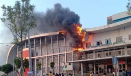 Cháy Bệnh viện Nhi Hải Dương, hàng trăm người ôm con hốt hoảng sơ tán