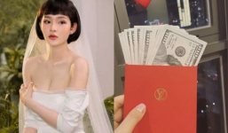 Sau Minh Hằng, bạn gái PMQ, đến lượt Hiền Hồ khoe được mừng tuổi xấp tiền 100 USD