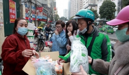 Đẩy giá khẩu trang lên cao giữa 'bão' virus Corona có thể bị phạt tù