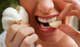 Dịch virus Cororna: Có nên ăn tỏi sống để phòng ngừa?