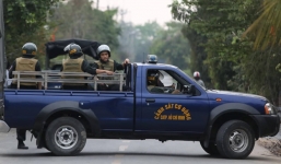 Tuấn 'khỉ' gọi điện nói sẽ ra đầu thú nếu được gặp vợ con?