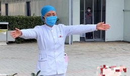 Nữ y tá không dám ôm con giữa dịch Corona khiến nhiều người rớt nước mắt