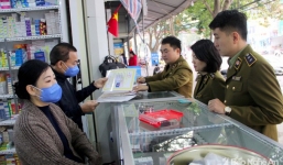 Bán hộp khẩu trang giá 200.000 mùa Corona, nhà thuốc bị phạt 50 triệu