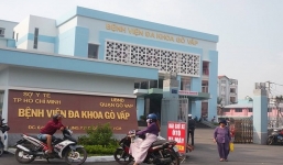 Đình chỉ Giám đốc BV Gò Vấp bị 'tố' thu gom 20.000 thùng khẩu trang bán trục lợi