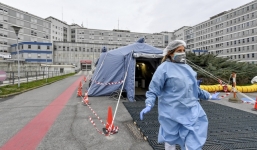 Dịch Covid-19: Ngày thứ hai đen tối ở Italy, số người tử vong tăng lên 52