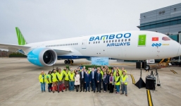 Bamboo Airways cách ly 2 tổ bay, nhân viên phục vụ hành khách nhiễm Covid-19