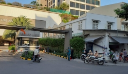 Nam phi công dương tính lần 1 Covid-19, cách ly trụ sở công an phường