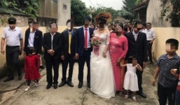 Để dân tổ chức đám cưới giữa mùa dịch, chủ tịch xã bị đình chỉ công tác