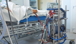 Diễn biến mới nhất về sức khỏe của phi công mắc COVID-19