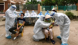 Thêm 2 người ở 'ổ dịch' Hạ Lôi mắc COVID-19, Việt Nam có 262 ca bệnh