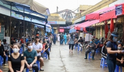 'Vẫn có nguy cơ người mang mầm bệnh trong cộng đồng chưa được phát hiện'