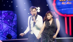 Chí Tài được Lê Giang nhiệt tình phụ hoạ khi thể hiện hit của Jack