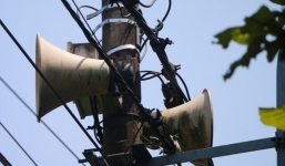 Lý do cụm loa ở Huế bị nhiễu sóng, phát âm thanh như tiếng Trung Quốc